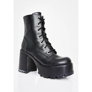 CURRENT MOOD/DOLLS KILL “stay salty boot”